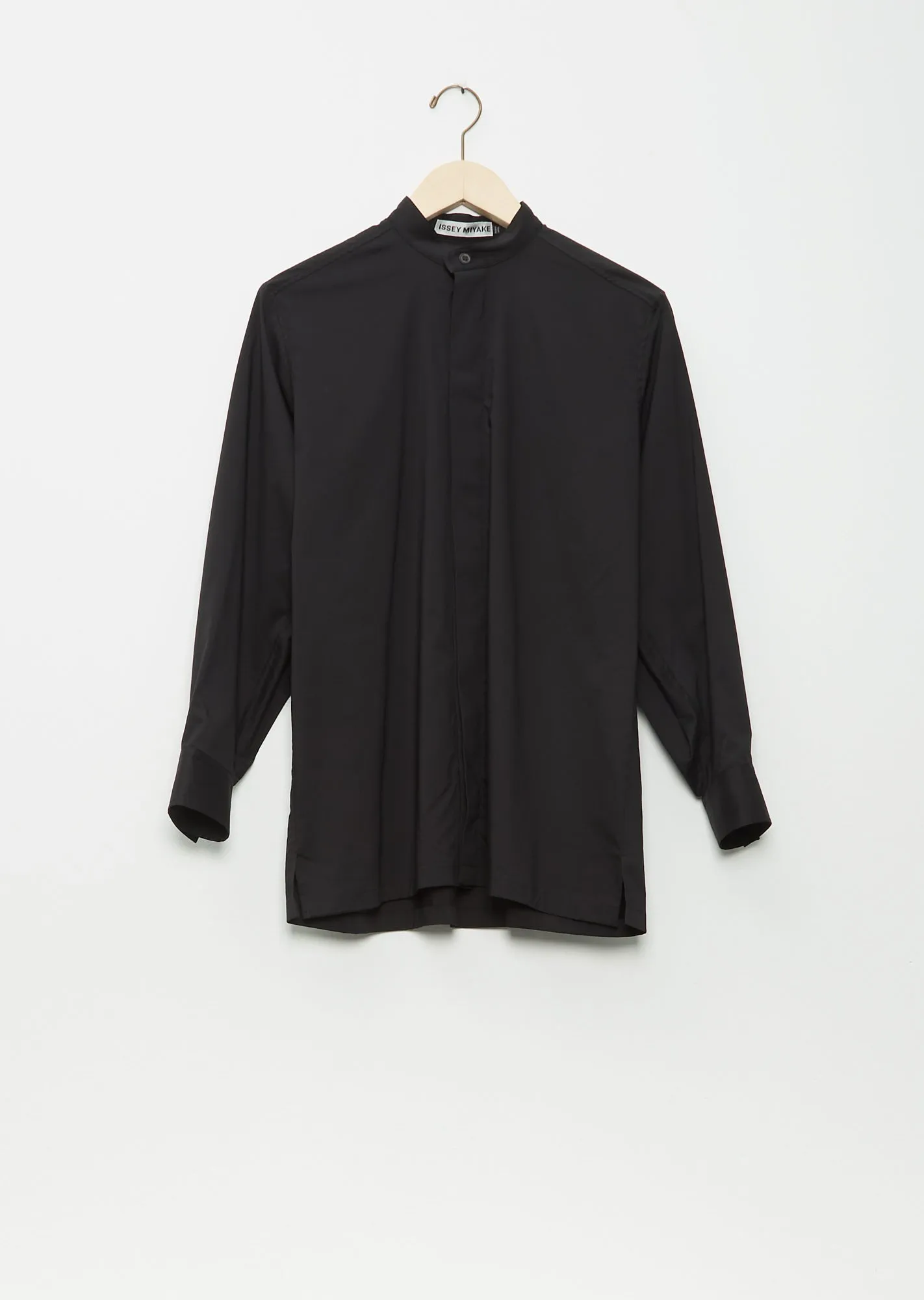 Crest Band Collar Shirt — Black