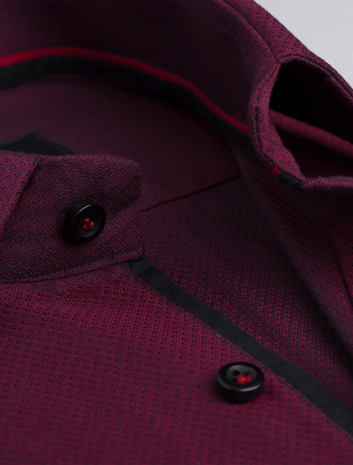 MAROON TEXRUED DRESS SHIRT