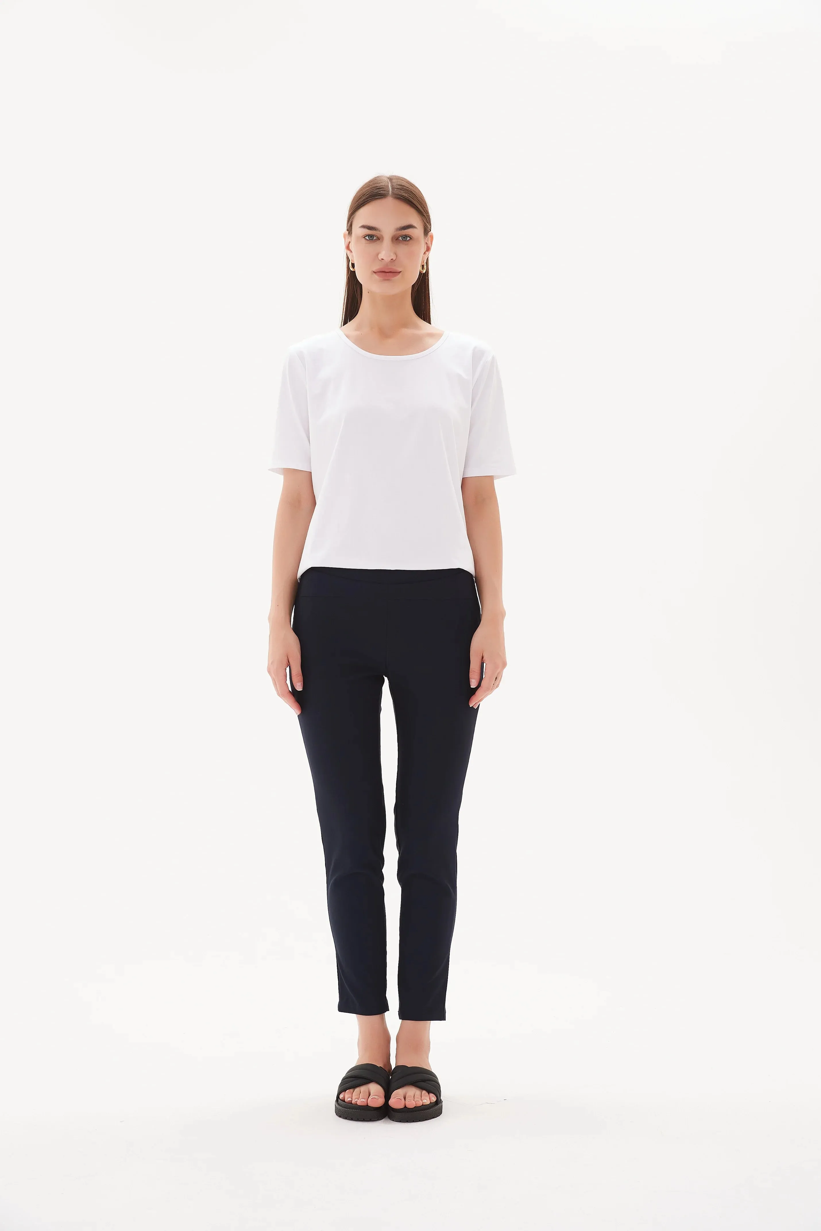 Straight Crop Pant High Ankle